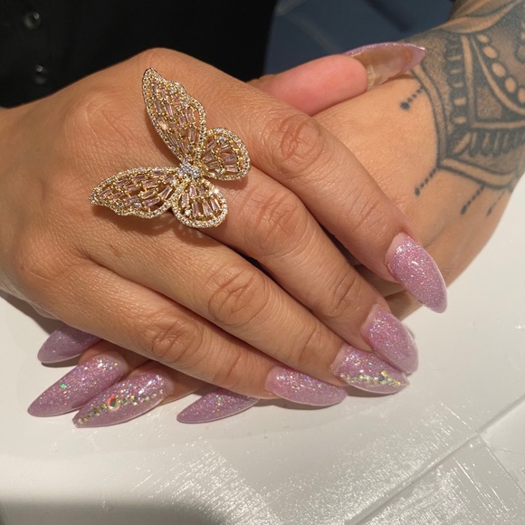 Large Crystal Butterfly Ring - Picture 4 of 5